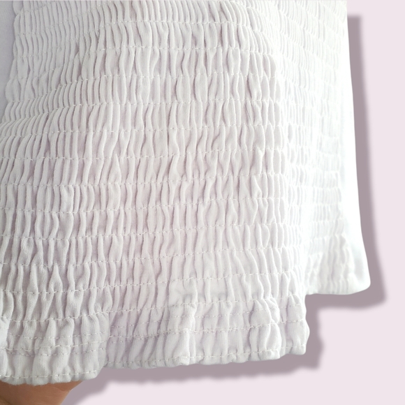 5/20$ - S&W - Women's Ruffles Top - S/M - Picture 4 of 7